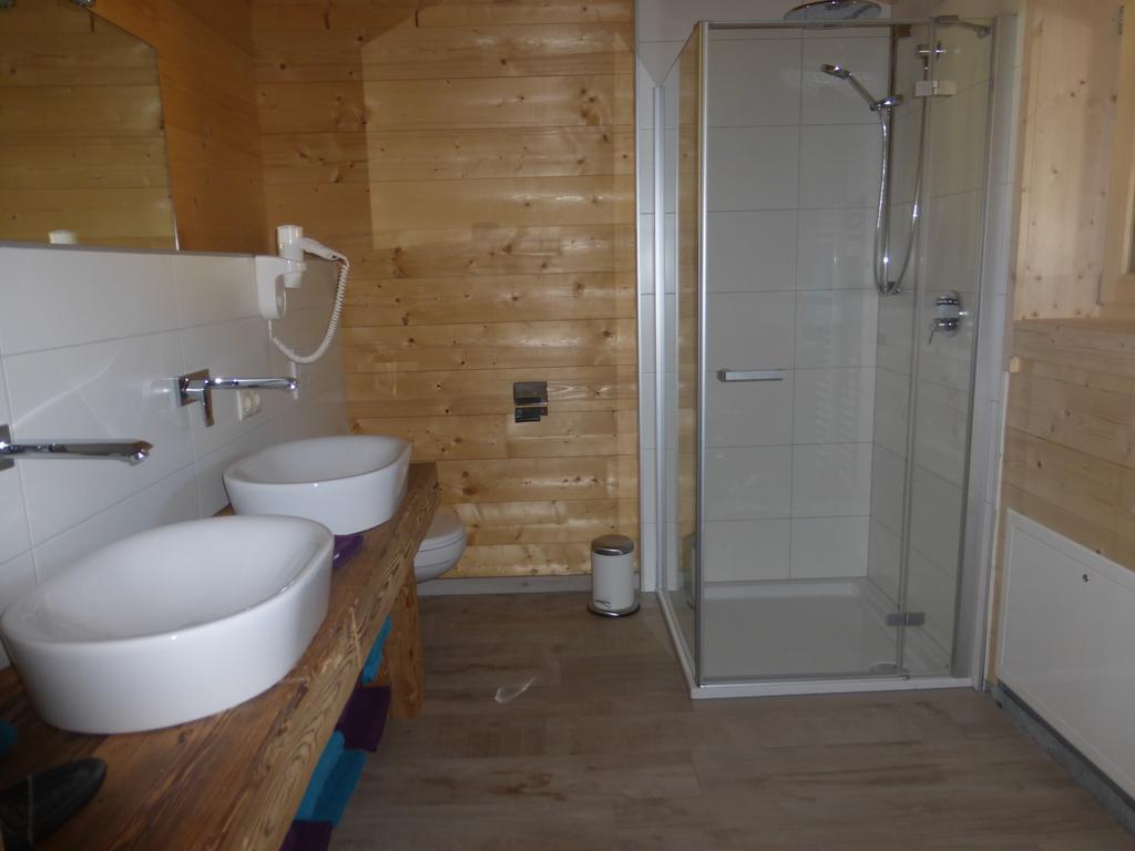 Ferienwohnung Zillertal - Schwemberger Fügen Pokoj fotografie